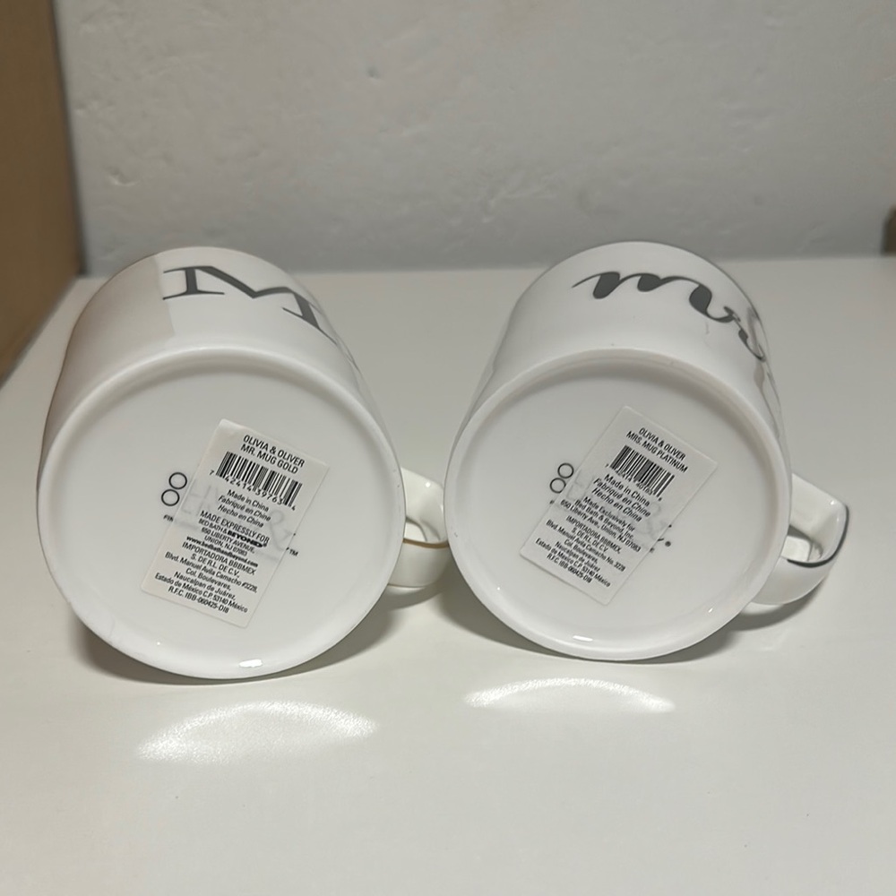 Mr and Mrs White Mugs with Silver & Gold Trim - Picture 8 of 8